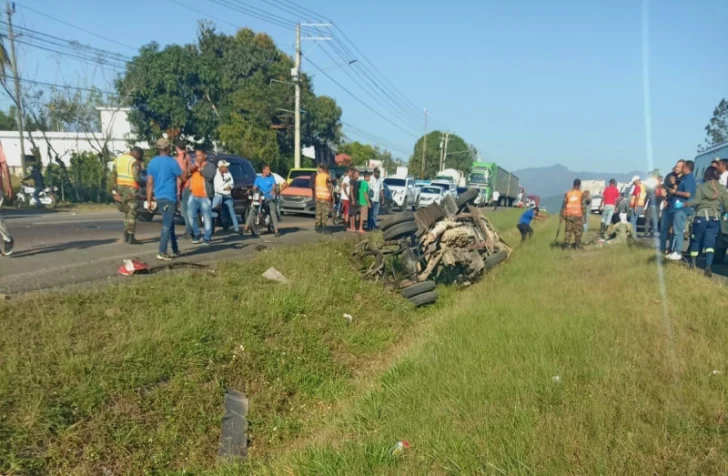 Son militares los fallecidos en accidente de tránsito en la autopista Duarte en Bonao