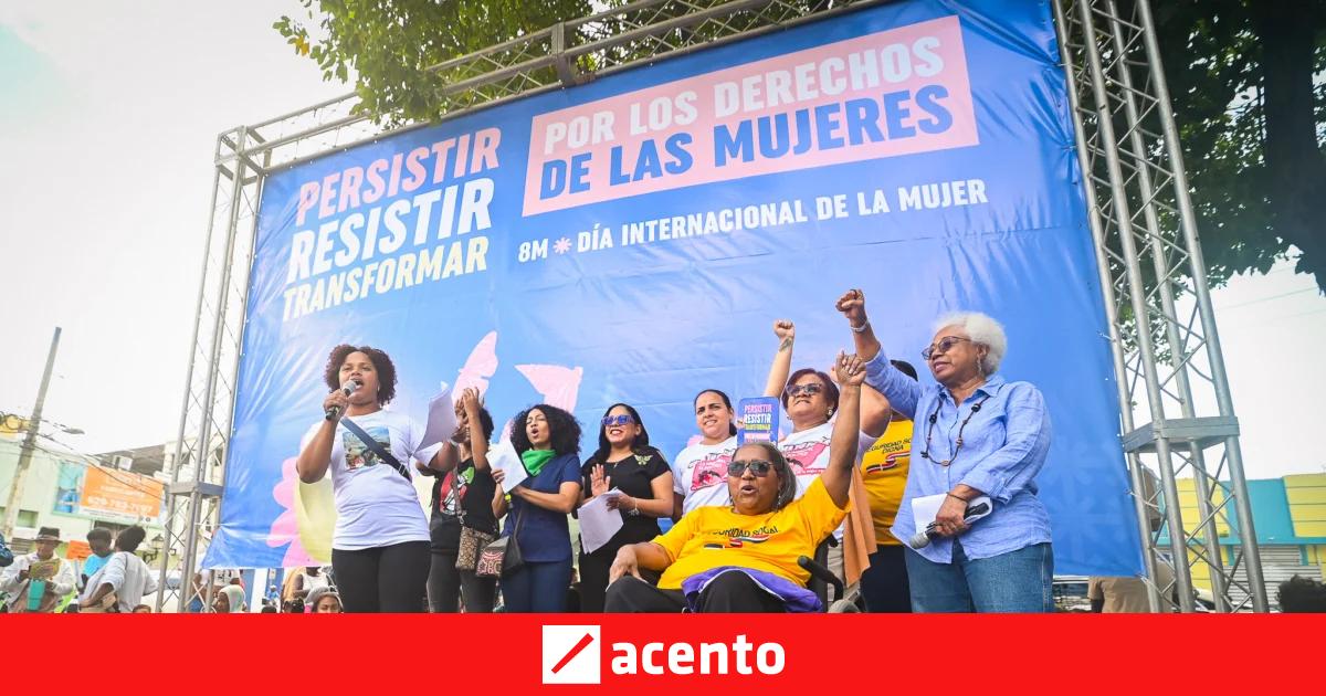 Miles de mujeres tomaron las calles para exigir justicia y equidad | Acento