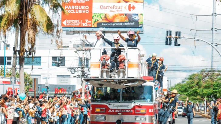 Cuerpo de Bomberos del DN convoca a su tradicional desfile de camiones