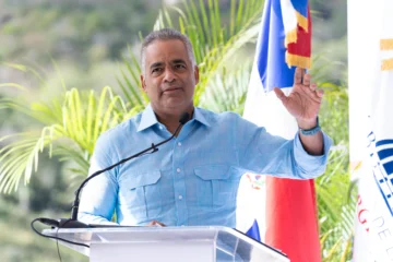 Joel Santos resalta fortaleza y avances del sistema eléctrico dominicano