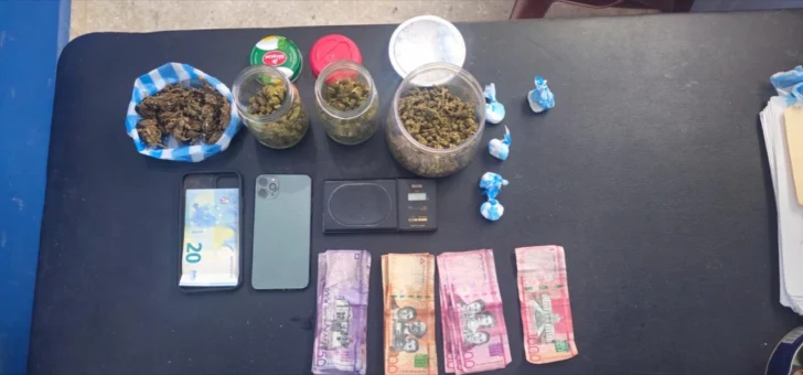 Incautan drogas, dinero en efectivo y otros objetos en SDN