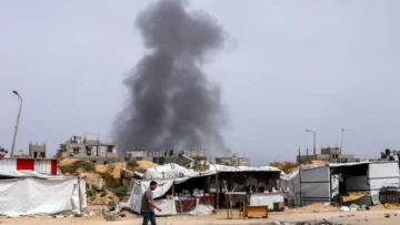Gaza: tras causar decenas de muertos en nuevos ataques, Israel amenaza con una ofensiva mayor