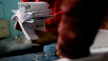 Ecuador: Con más del 30 escrutado, Daniel Noboa 57 se adelanta a Luisa González 42,9