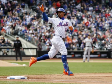 Boricua Lindor pega dos cuadrangulares y mantiene imparables a los Mets Boricua Lindor pega dos cuadrangulares y mantiene imparables a los Mets
