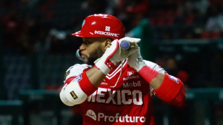 Robinson Canó conduce a Diablos Rojos a su primer título Robinson Canó conduce a Diablos Rojos a su primer título