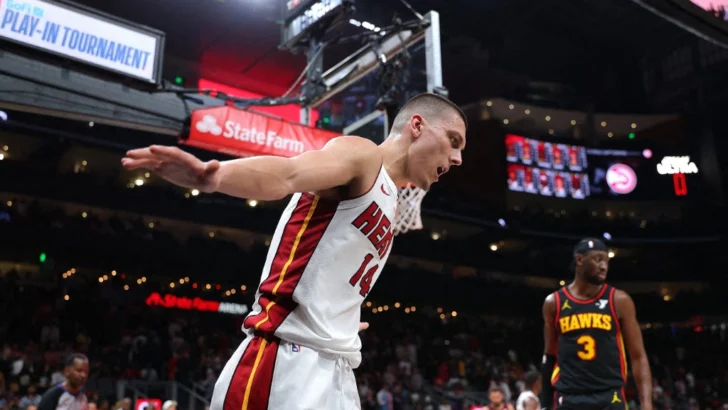 Los Miami Heat se convierten en el primer décimo en jugar el 'playoff' de la NBA Los Miami Heat se convierten en el primer décimo en jugar el 'playoff' de la NBA