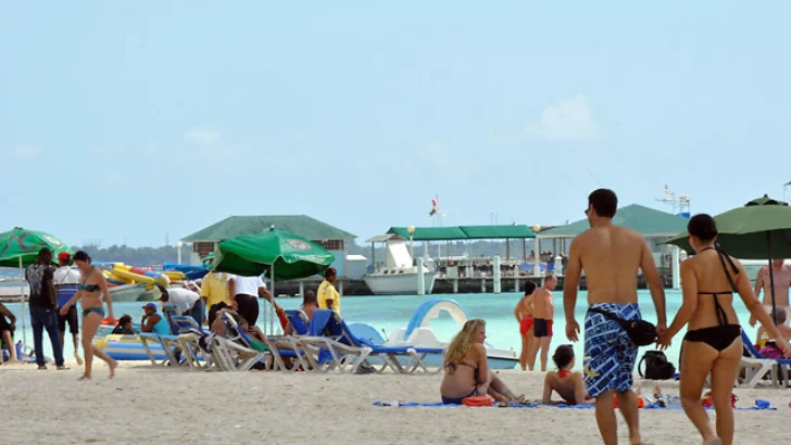 Dos tercios de los turistas eligieron RD como preferida para vacacionar