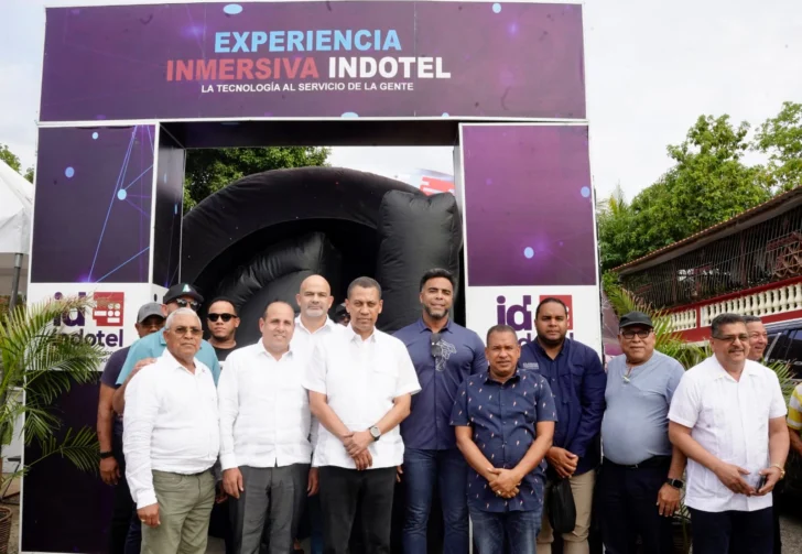 Indotel lleva su domo inmersivo a Montecristi para promover la inclusión digital