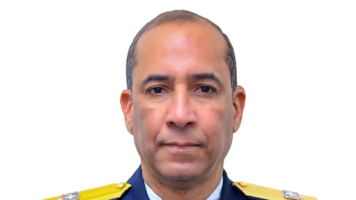 Ministro de Defensa designa al general Jonás Reynoso Barrera director ejecutivo de la Dirección Nacional Antiterrorista