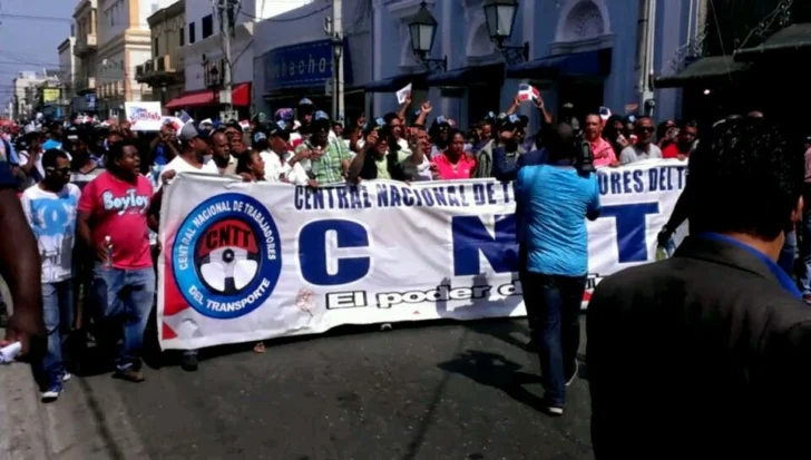 La izquierda llama a participar en la 'Caminata por la defensa de los derechos laborales'