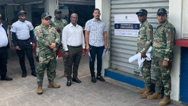 Proconsumidor clausura negocios en Boca Chica Proconsumidor clausura negocios en Boca Chica