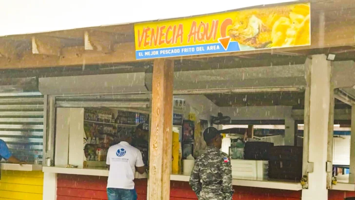 Pro Consumidor cerrará comercios en Boca Chica por no colocar precios visibles Pro Consumidor cerrará comercios en Boca Chica por no colocar precios visibles