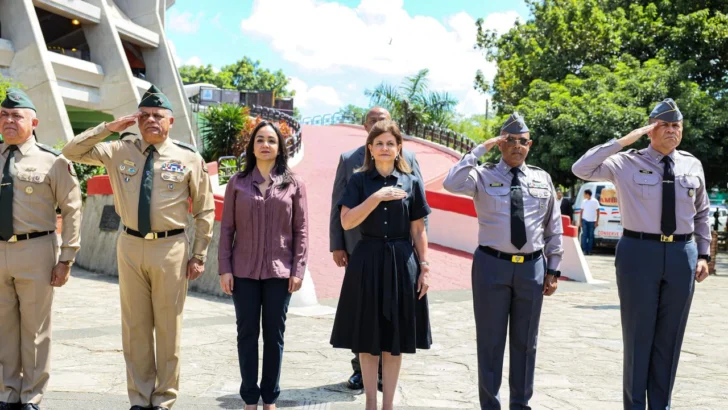 Vicepresidenta encabeza graduación de 3,048 nuevos agentes policiales Vicepresidenta encabeza graduación de 3,048 nuevos agentes policiales