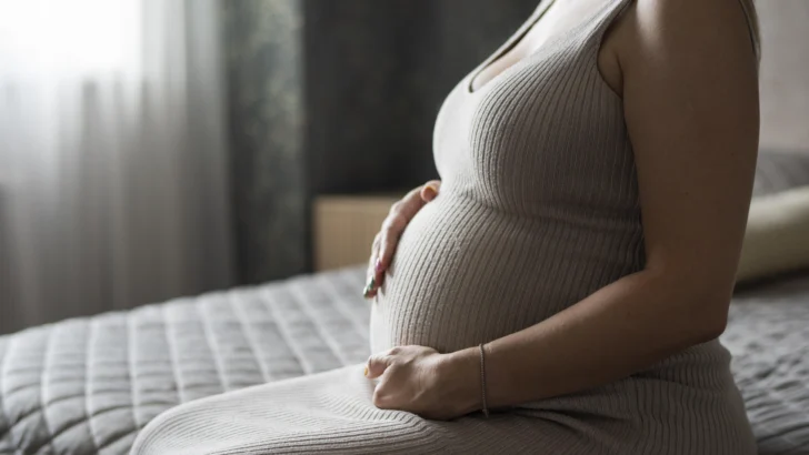 Crecen los nacimientos en España, con más embarazos con 50 años y menos de menores de edad