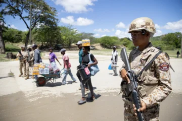 El avance de las bandas armadas impacta también en fronterizo mercado dominico-haitiano El avance de las bandas armadas impacta también en fronterizo mercado dominico-haitiano