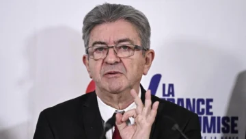 Mélenchon y su partido de izquierda radical enfrentan una embarazosa investigación periodística