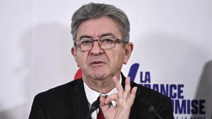 Mélenchon y su partido de izquierda radical enfrentan una embarazosa investigación periodística