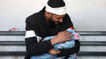 Netanyahu carga contra Francia, Reino Unido y Canadá por su condena a las atroces acciones en Gaza Netanyahu carga contra Francia, Reino Unido y Canadá por su condena a las atroces acciones en Gaza