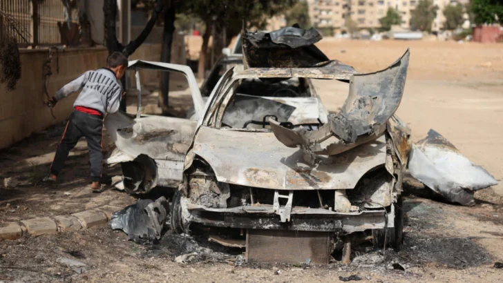 Israel bombardea los alrededores de sede del régimen sirio, acusado por los drusos de genocidio