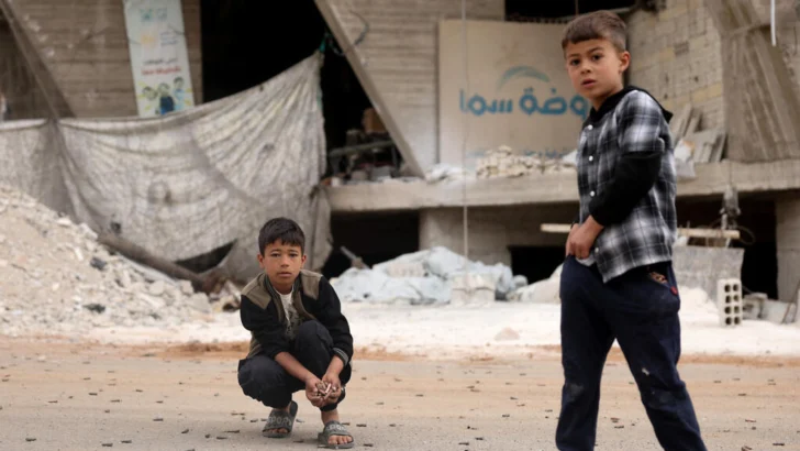 La Unión Europea levanta las sanciones a Siria, pero con condiciones