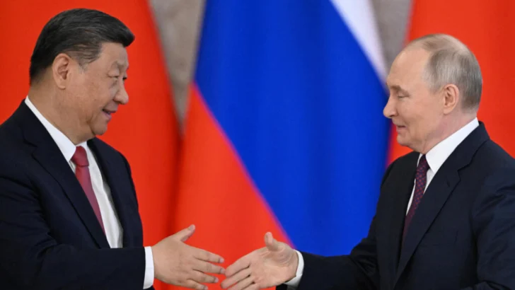 En el Kremlin, Vladimir Putin y Xi Jinping se presentan como guardianes de la verdad histórica