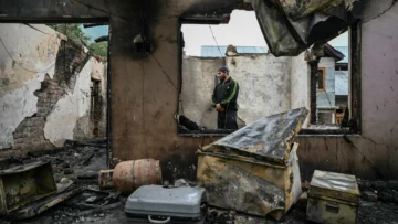 Continúan los enfrentamientos entre India y Pakistán mientras aumenta el número de muertos