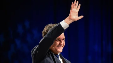 El matemático que venció a la ultraderecha: ¿quién es Nicusor Dan, el nuevo presidente de Rumania? El matemático que venció a la ultraderecha: ¿quién es Nicusor Dan, el nuevo presidente de Rumania?