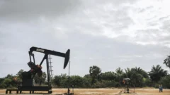 La OPEP+ vuelve a aumentar su producción de petróleo