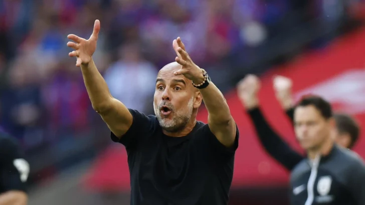 Guardiola amenaza al Manchester City con irse si no le dan una plantilla compacta
