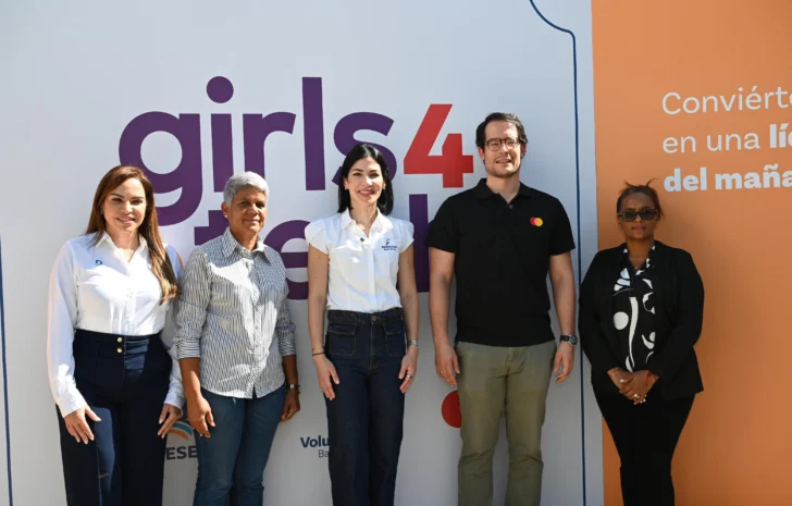 Voluntariado Banreservas y Mastercard inician programa Girls4Tech para empoderar a niñas en áreas STEM