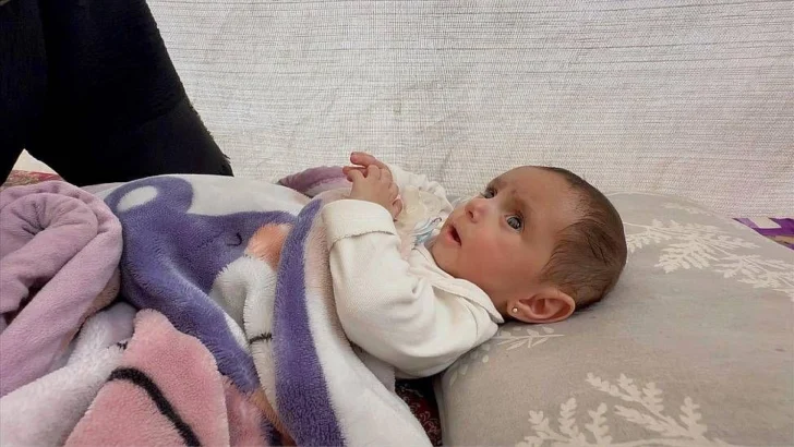 '¿Cómo pudieron mandarnos de vuelta?': la bebé enviada de regreso a Gaza tras una cirugía a corazón abierto