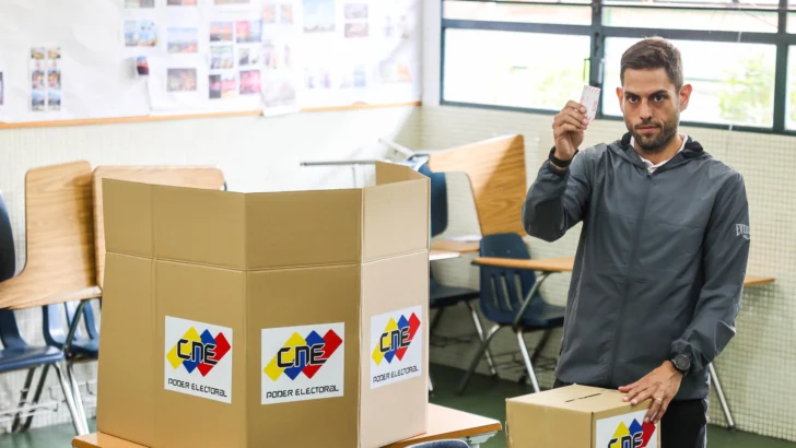 Chavismo y antichavismo dividido discrepan sobre participación electoral Chavismo y antichavismo dividido discrepan sobre participación electoral