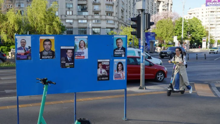 Los rumanos vuelven a las urnas seis meses después de la anulación de las elecciones presidenciales