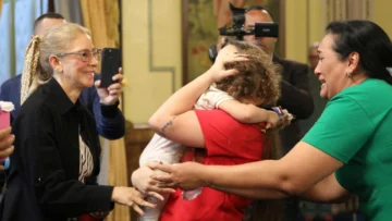 ¿Qué se sabe del caso de la bebé devuelta a su madre en Venezuela tras ser separadas en EE. UU.?