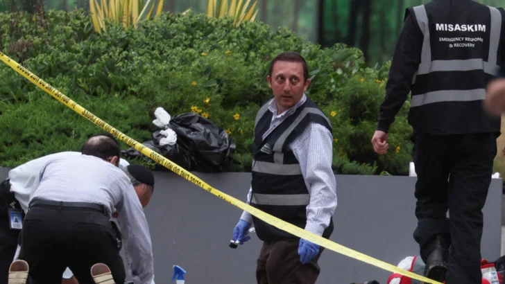 La Fiscalía imputa al detenido por el asesinato de dos funcionarios de la embajada israelí