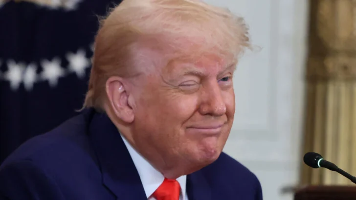 Donald Trump amenaza a la Unión Europea con aranceles de 50% a partir del 1 de junio