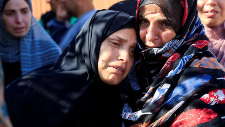 Al menos 23 personas asesinadas en Gaza por bombardeos israelíes, según autoridades sanitarias