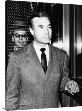  Porfirio Rubirosa, playboy designado embajador en Cuba por el régimen trujillista, con quien Calce: Tiberio Castellanos debió encontrarse.
