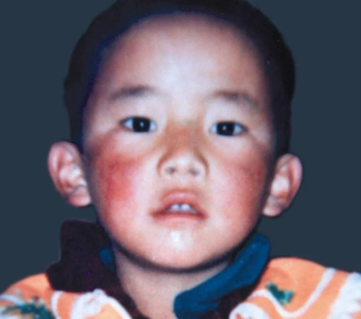 El misterio de la desaparición hace tres décadas del líder tibetano de 6 años, considerado 'el preso político más joven del mundo'