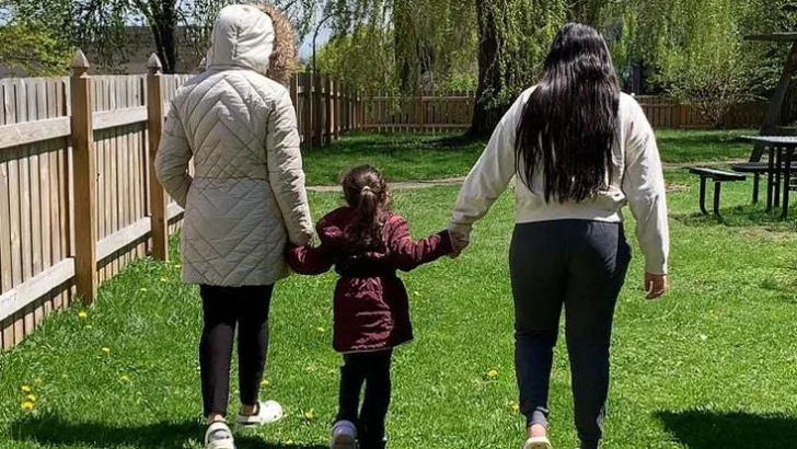 'Logramos pasar en el tercer intento': los latinos indocumentados que huyen de EE.UU. a Canadá a pie para pedir refugio