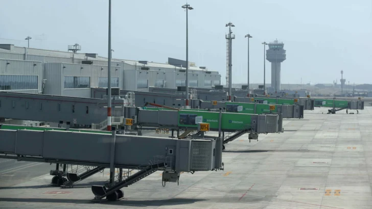 Cómo es el nuevo aeropuerto de Lima, que busca competir con Bogotá y otros 'hubs' de Sudamérica