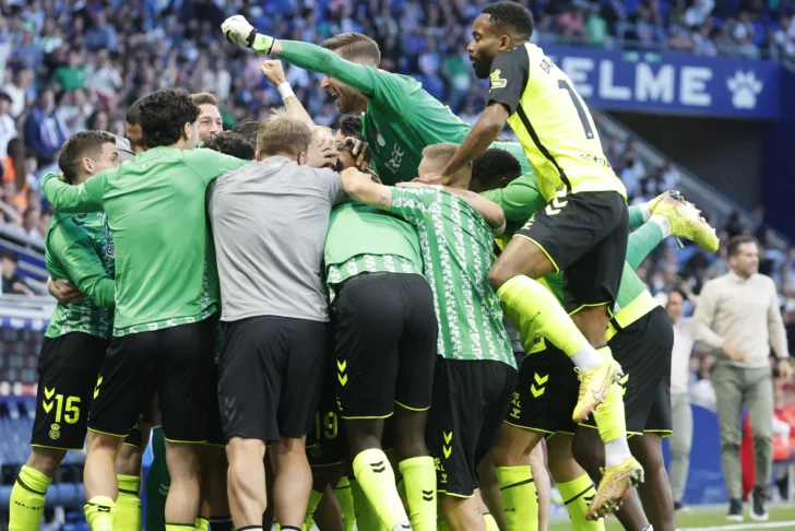 El Betis aparca euforias y se concentra