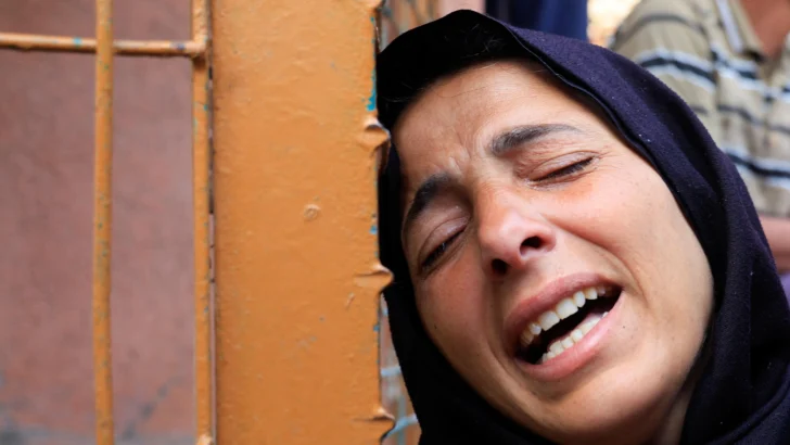 Ataques de Israel en el norte de Gaza dejan más de 100 personas muertas y decenas heridas