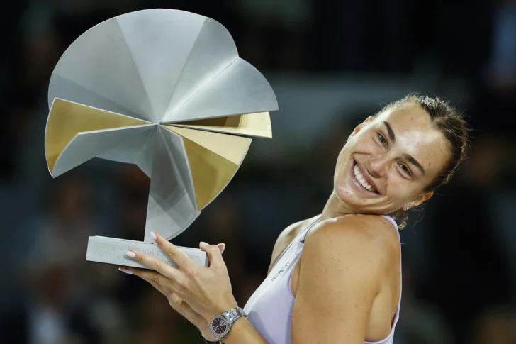 Sabalenka arrasa en su estreno en Roma donde Alcaraz quiere final con Sinner