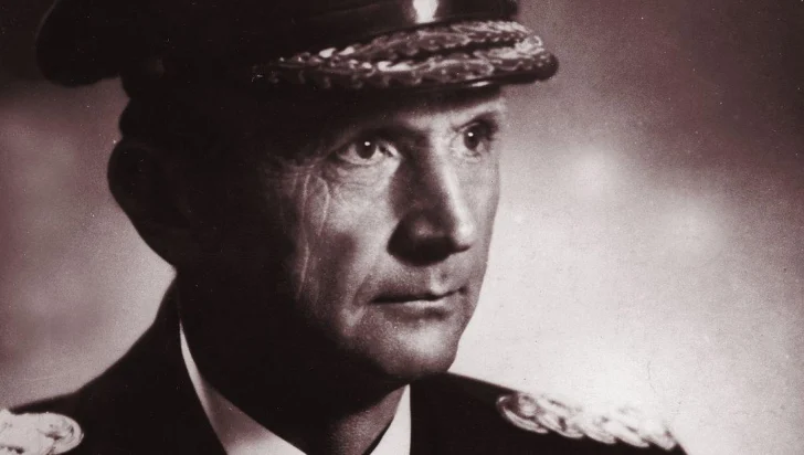 Karl Dönitz, el almirante a quien Hitler eligió como su sucesor antes de suicidarse y que solo tuvo una condena de 10 años (y pensión gubernamental)