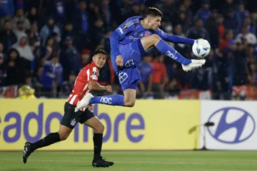 U de Chile golea a venezolanos y buscará otro triunfo en Brasil ante Botafogo