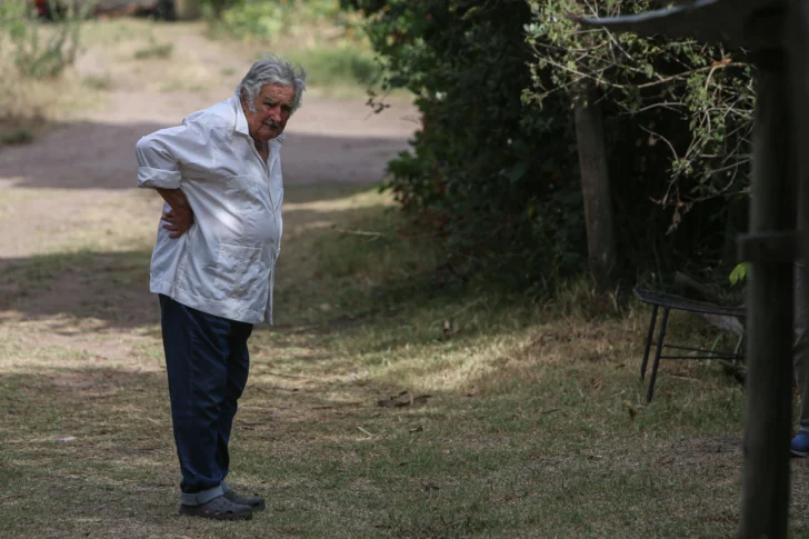 Despiden al presidente en sandalias que el mundo se paró a escuchar