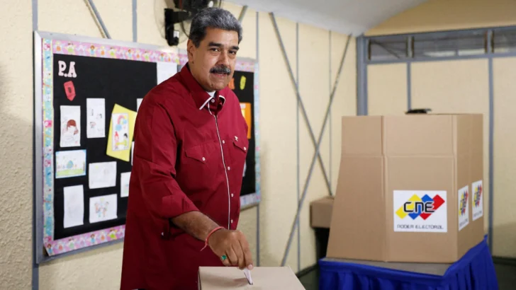 El chavismo se adjudica una amplia victoria en las elecciones legislativas y regionales de Venezuela ante el boicot de la mayoría de la oposición