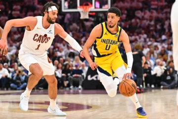 Con triple del último segundo de Tyrese Haliburton, los Pacers se ponen 2-0 ante los Cavs Con triple del último segundo de Tyrese Haliburton, los Pacers se ponen 2-0 ante los Cavs
