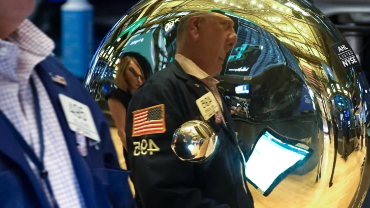 Wall Street cierra verde impulsada por el acuerdo arancelario entre EEUU y Reino Unido Wall Street cierra verde impulsada por el acuerdo arancelario entre EEUU y Reino Unido